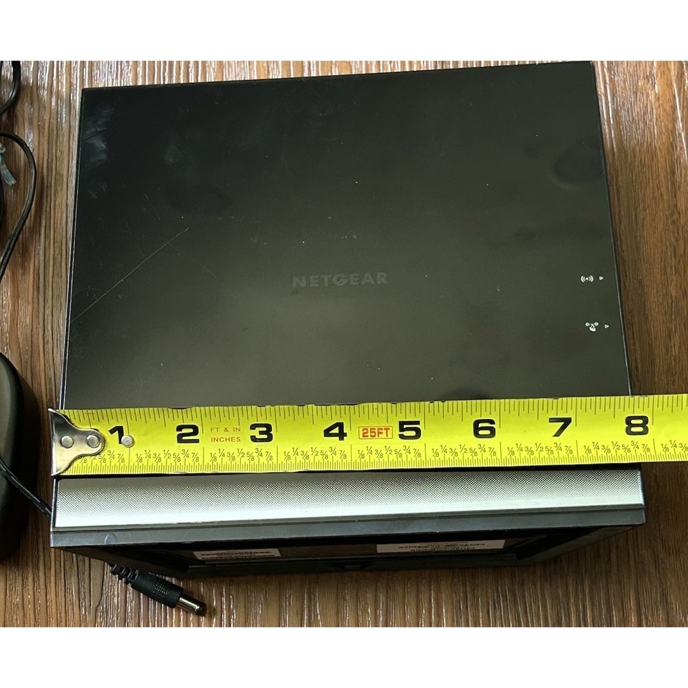 Netgear R6200v2 w/power supply R6200 Smart WiFi Router Bundle - Picture 15 of 16